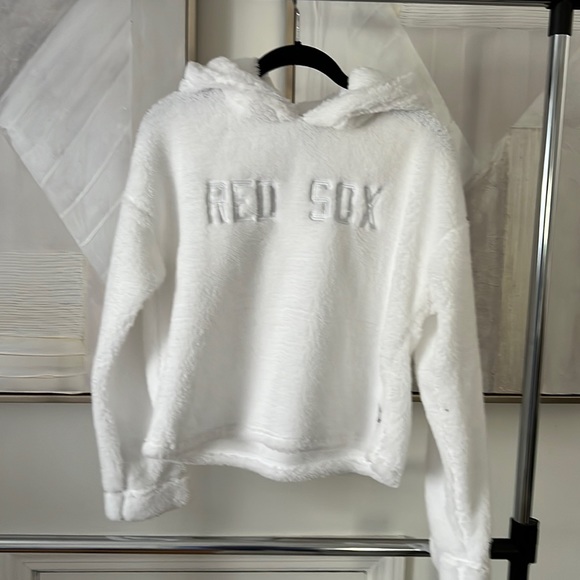 DKNY Sport Red Sox fleece pullover - Picture 1 of 5